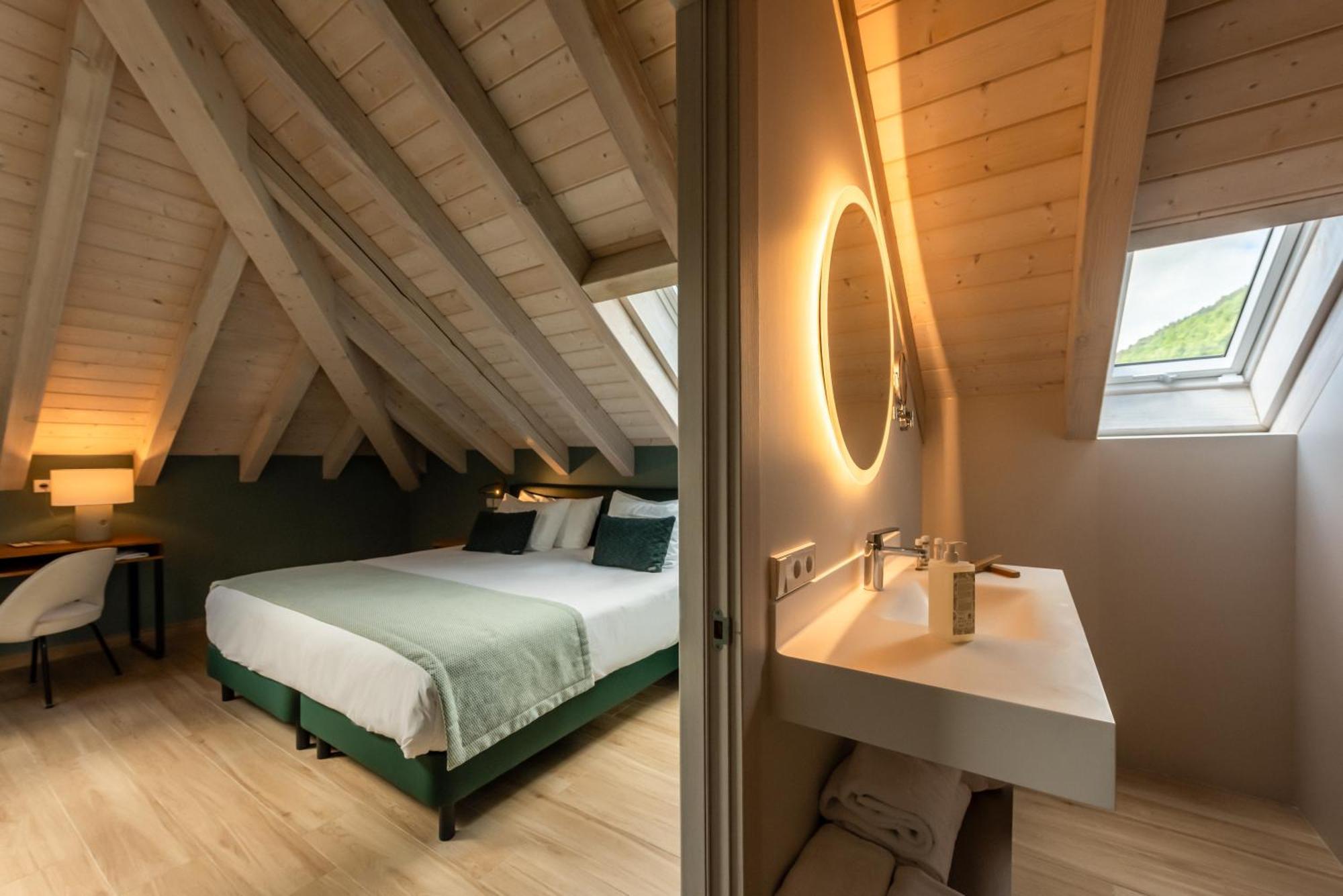 Hotel Silken Puerta De Irati Ochagavía Zewnętrze zdjęcie