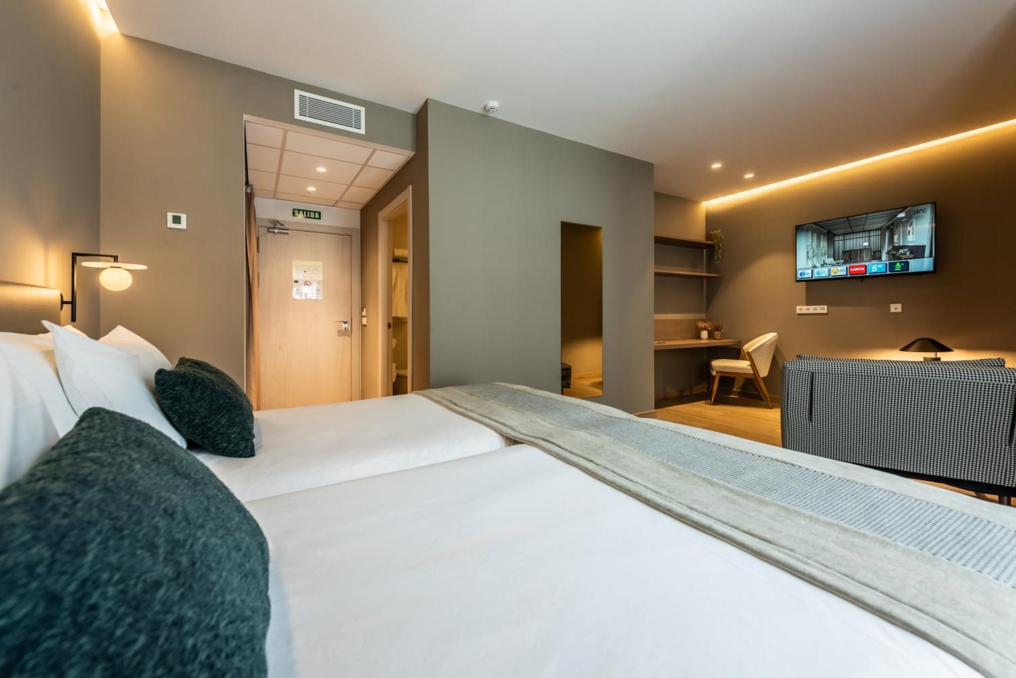 Hotel Silken Puerta De Irati Ochagavía Zewnętrze zdjęcie